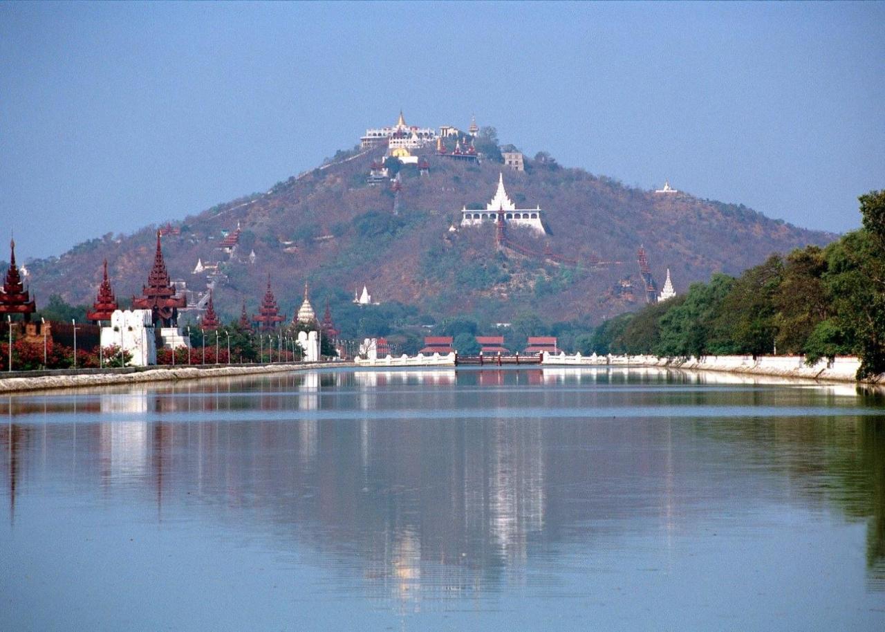 Sunset Palace View Suites Mandalay Buitenkant foto