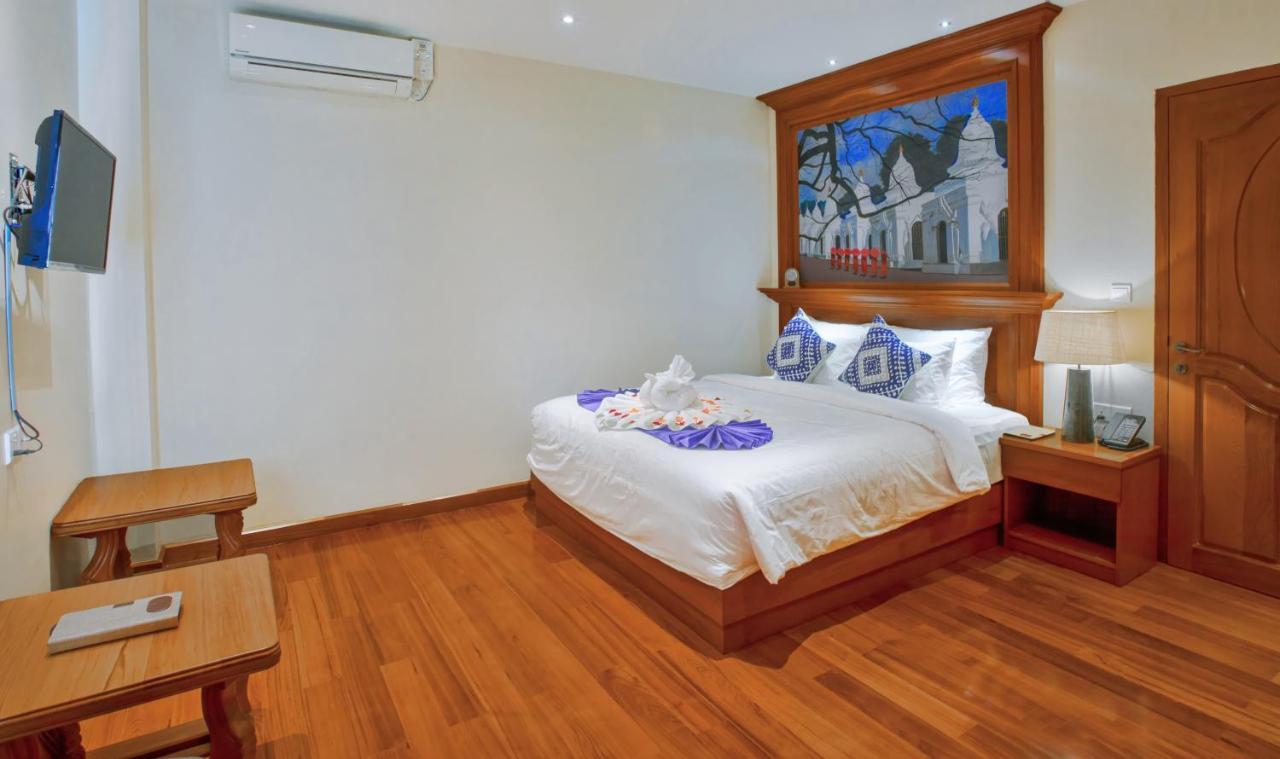 Sunset Palace View Suites Mandalay Buitenkant foto